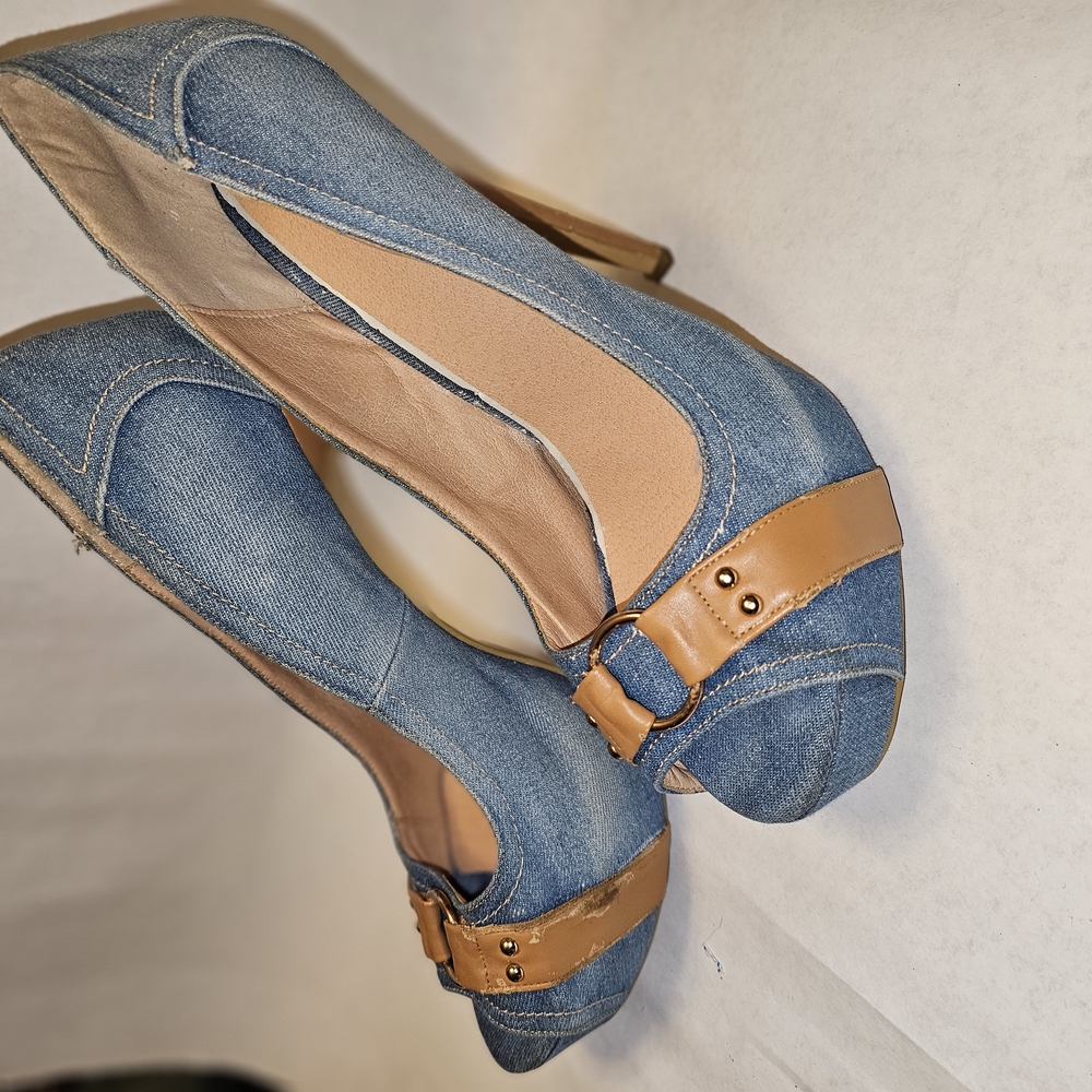 Stylish Denim and Tan Heels